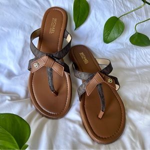 MICHAEL KORS Brown Leather Flip Flop Thongs Sandals | Size 7